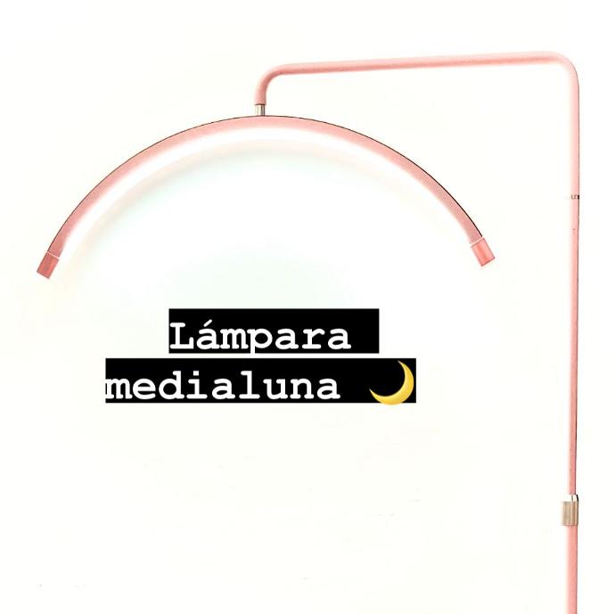 Lámpara media luna
